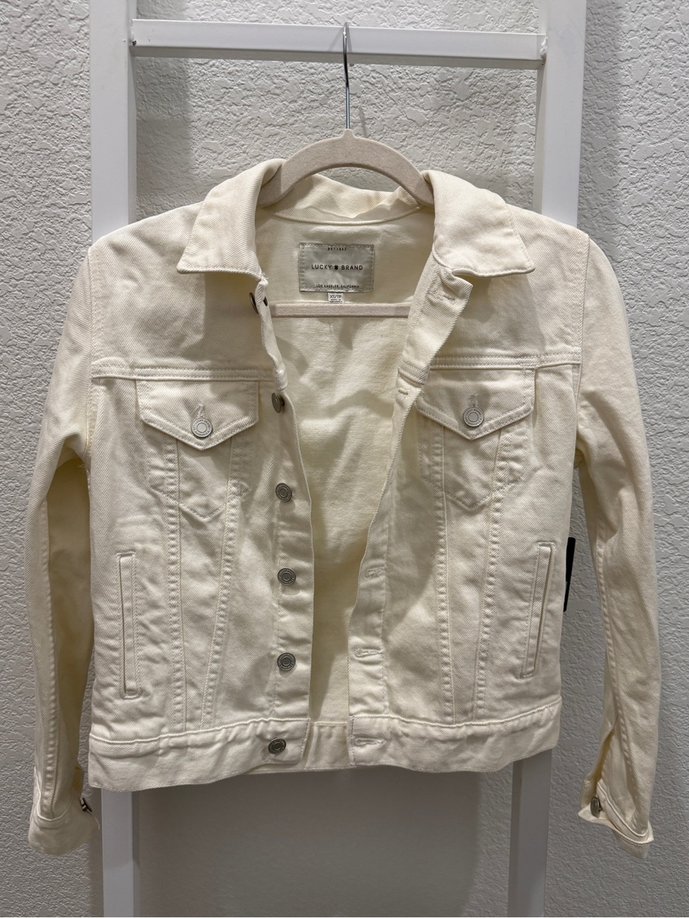 Lucky Brand Women's Tomboy Trucker Denim Jacket Cream Off White